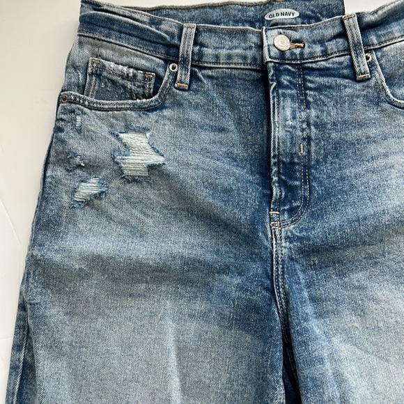 NWT Old Navy high waisted zip closure distressed faded blue 7” jean short cutoff - Picture 3 of 15